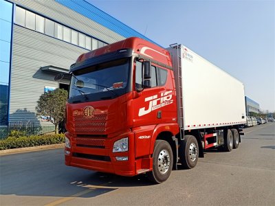 解放JH6冷藏車（9.6米）冷藏車